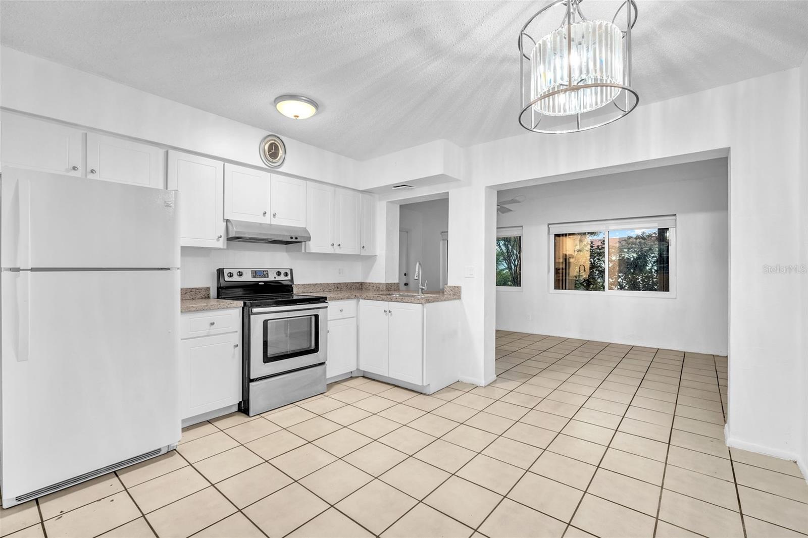 WESTWOOD COMMY 4 77-45 B - Residential