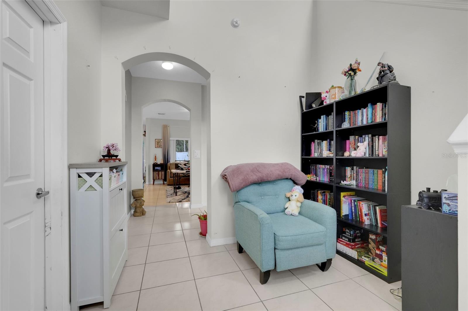 4384 PARADISE COVE COURT