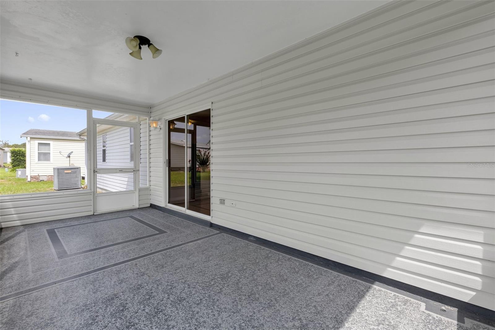 1222 GRANADA COURT