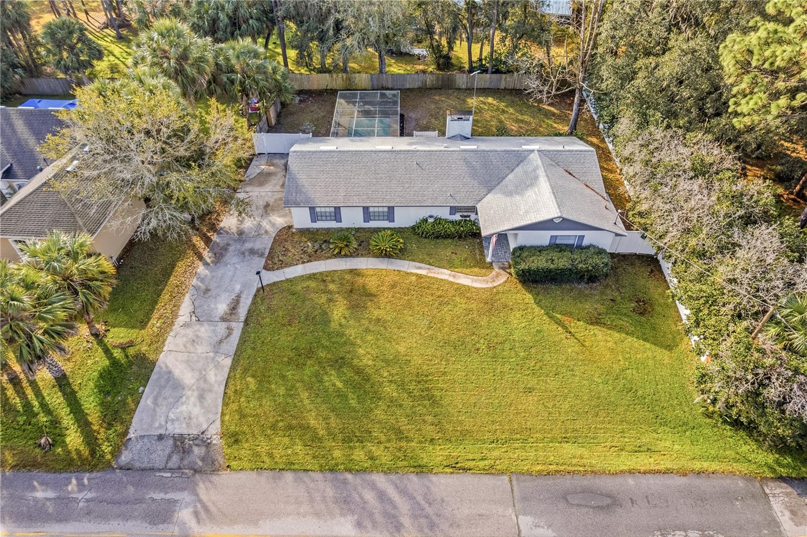 EUSTIS PINE MEADOWS COUNTRY CLUB ESTATES - Residential