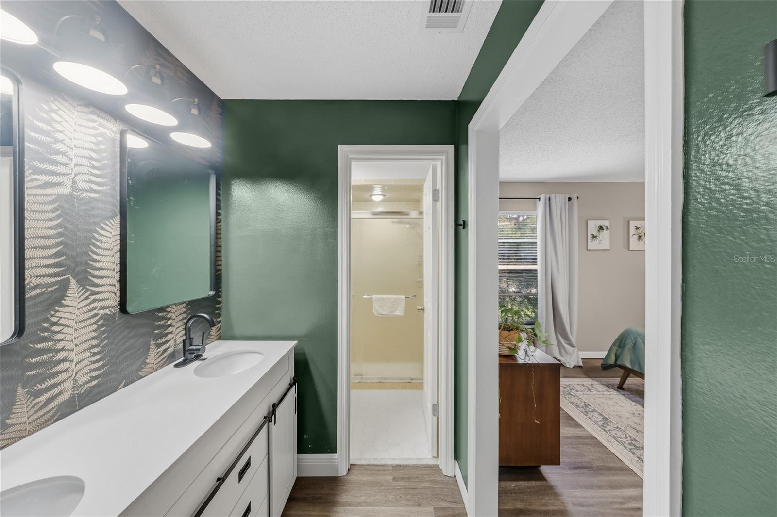 EUSTIS PINE MEADOWS COUNTRY CLUB ESTATES - Residential