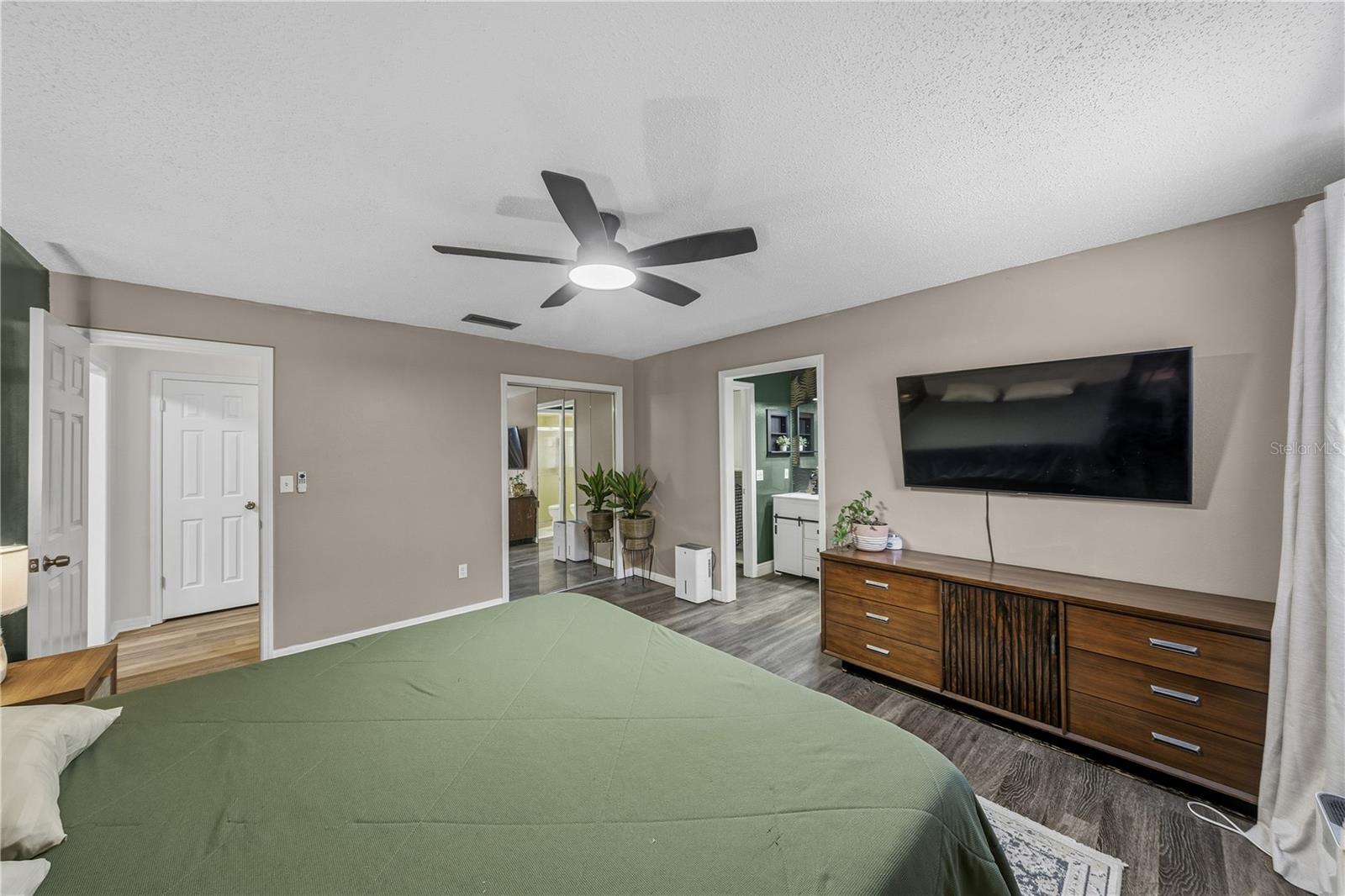 EUSTIS PINE MEADOWS COUNTRY CLUB ESTATES - Residential