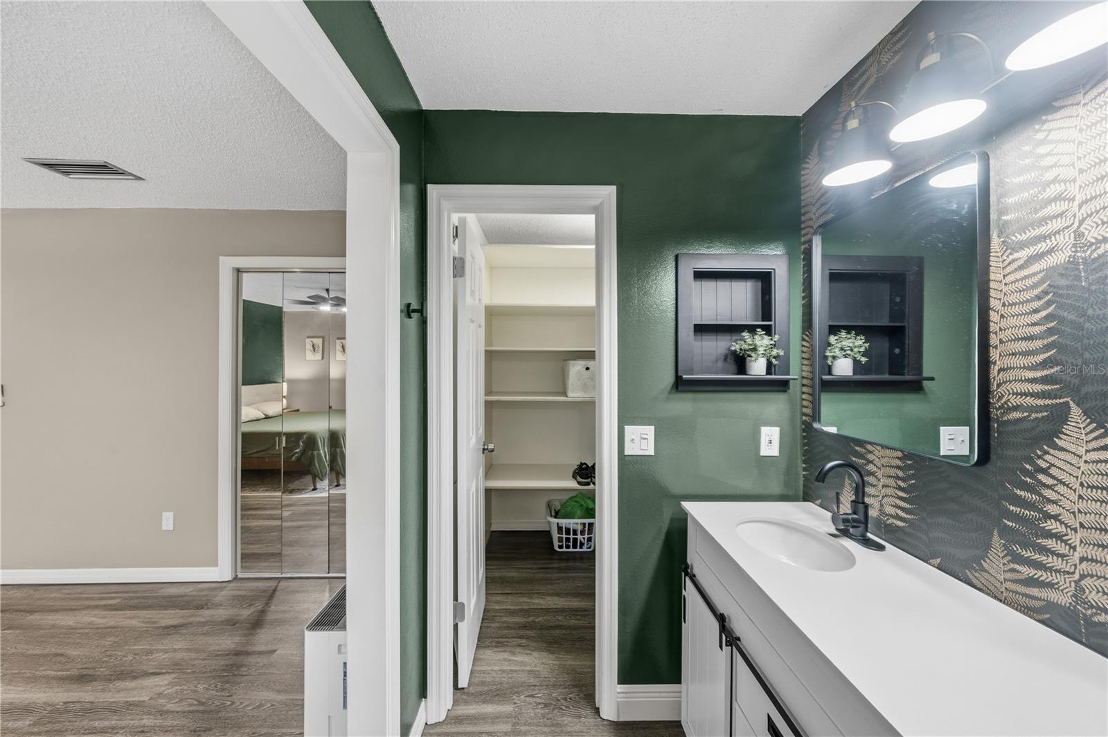 EUSTIS PINE MEADOWS COUNTRY CLUB ESTATES - Residential