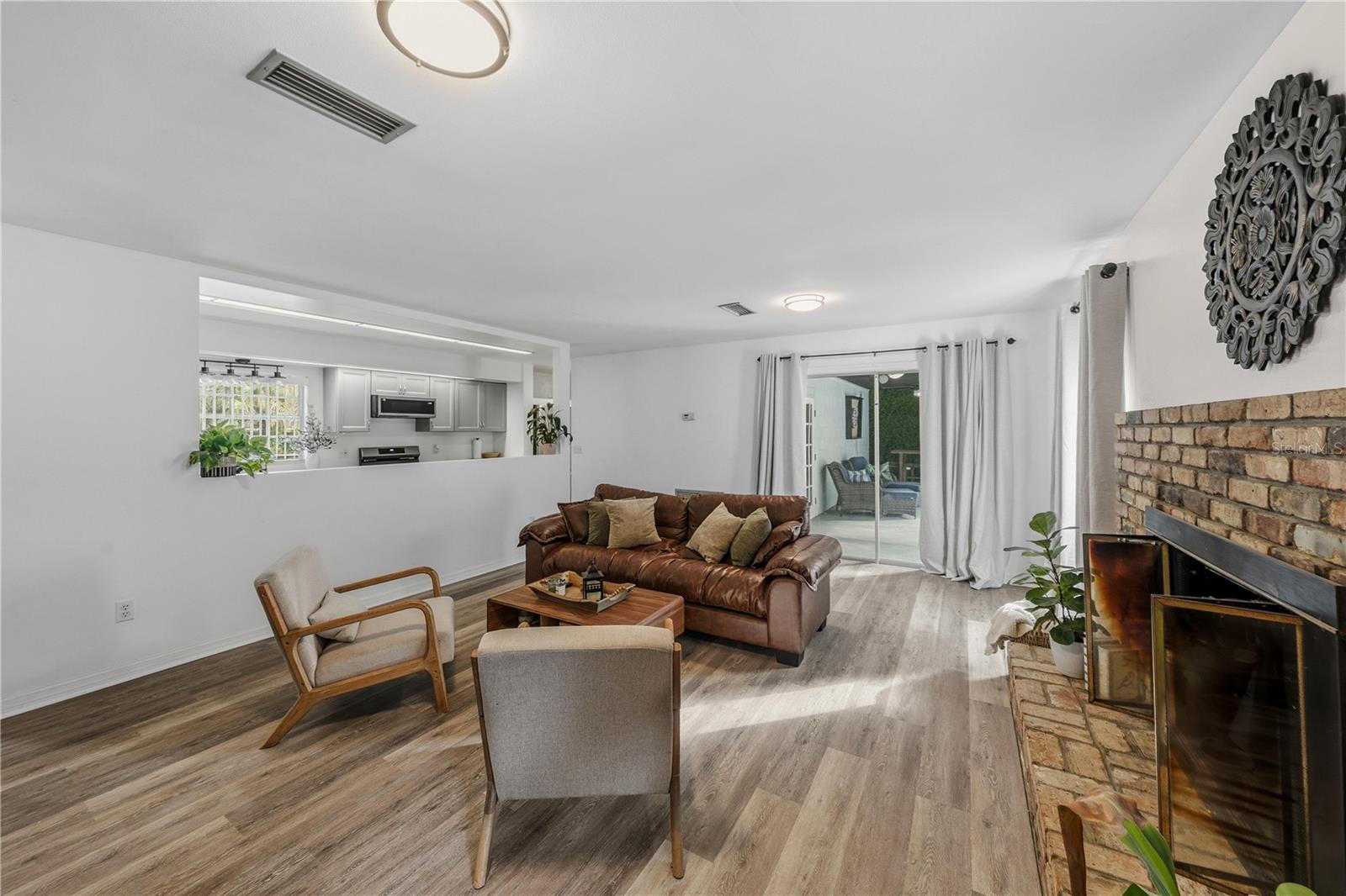 EUSTIS PINE MEADOWS COUNTRY CLUB ESTATES - Residential