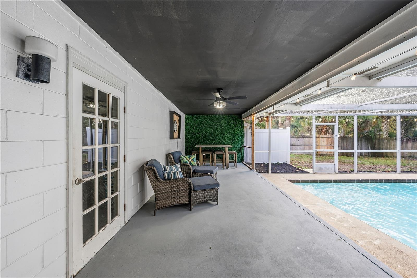 EUSTIS PINE MEADOWS COUNTRY CLUB ESTATES - Residential