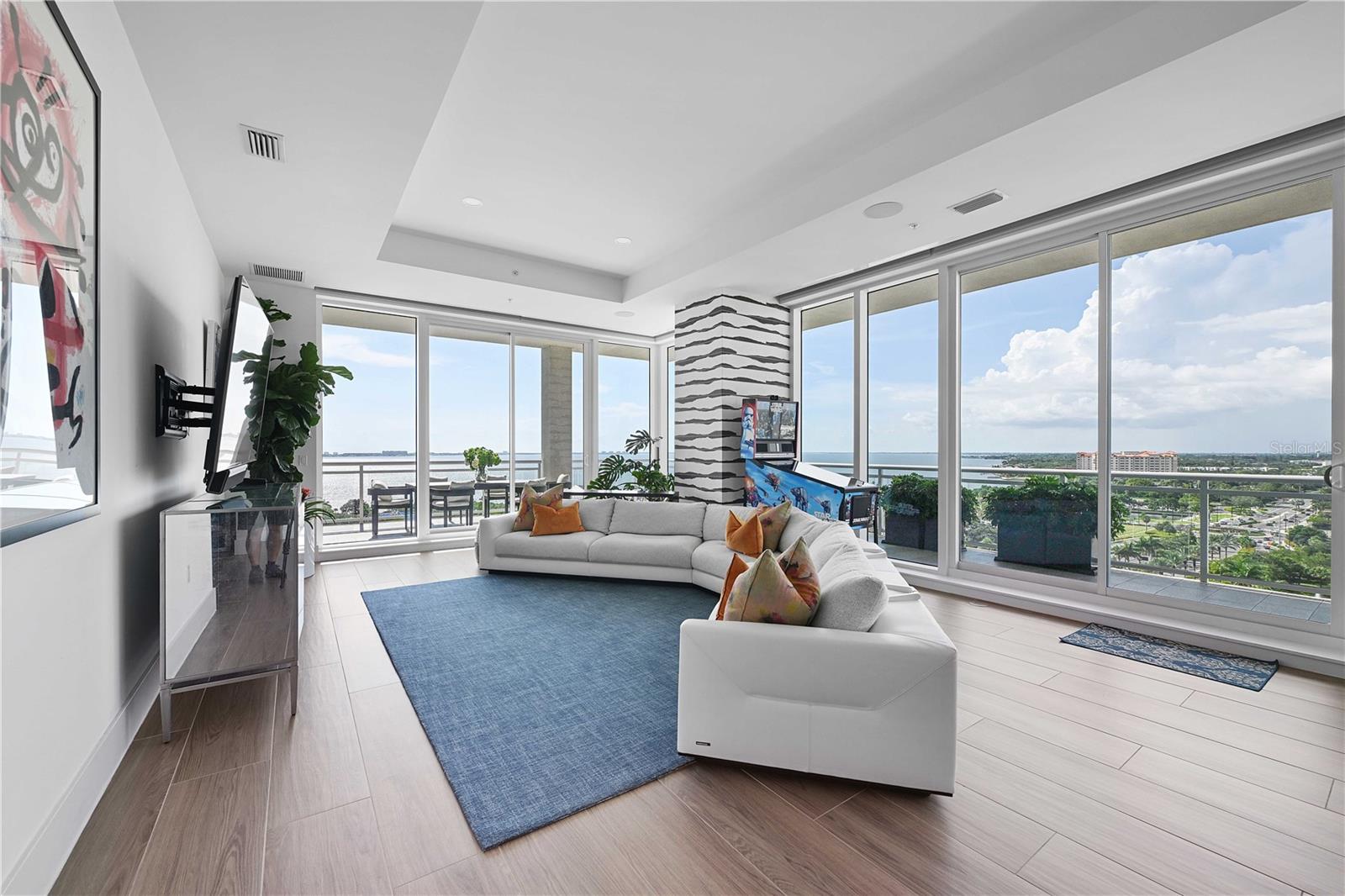 BLVD SARASOTA - Residential