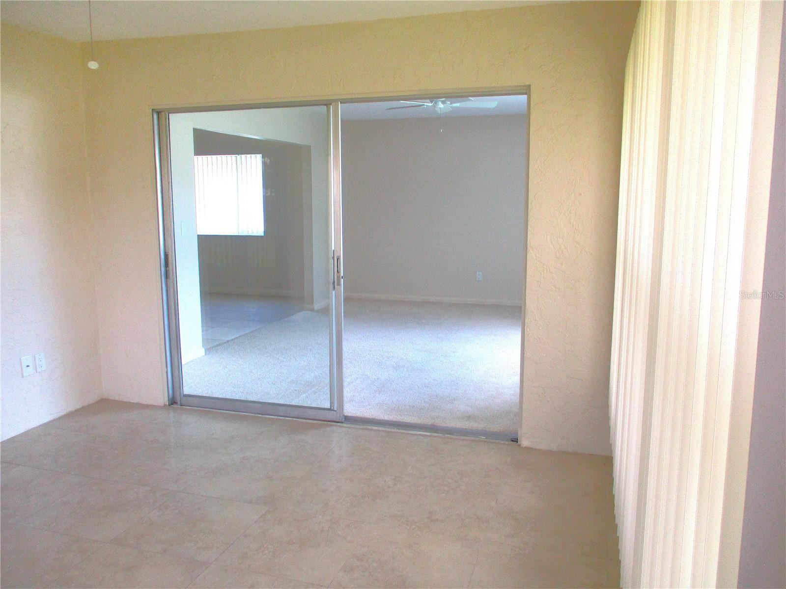 GLEN OAKS RIDGE VILLAS 1 - Residential