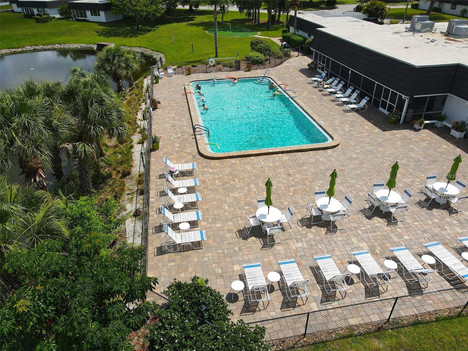 GLEN OAKS RIDGE VILLAS 1 - Residential