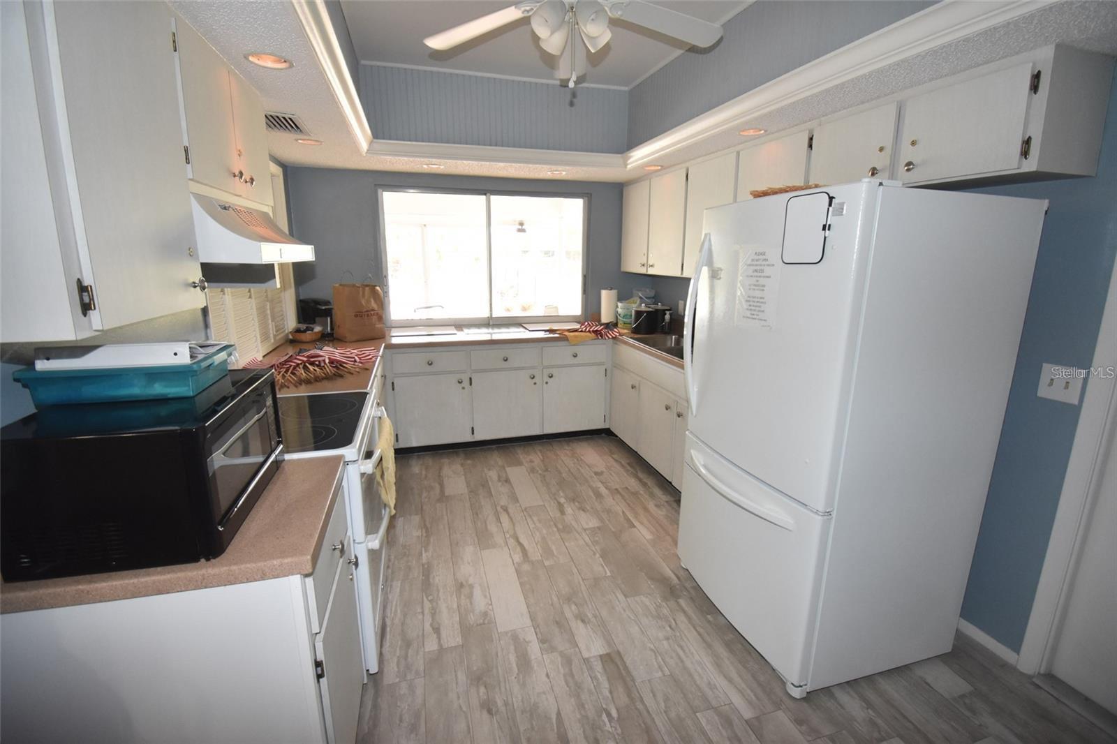 GLEN OAKS RIDGE VILLAS 1 - Residential