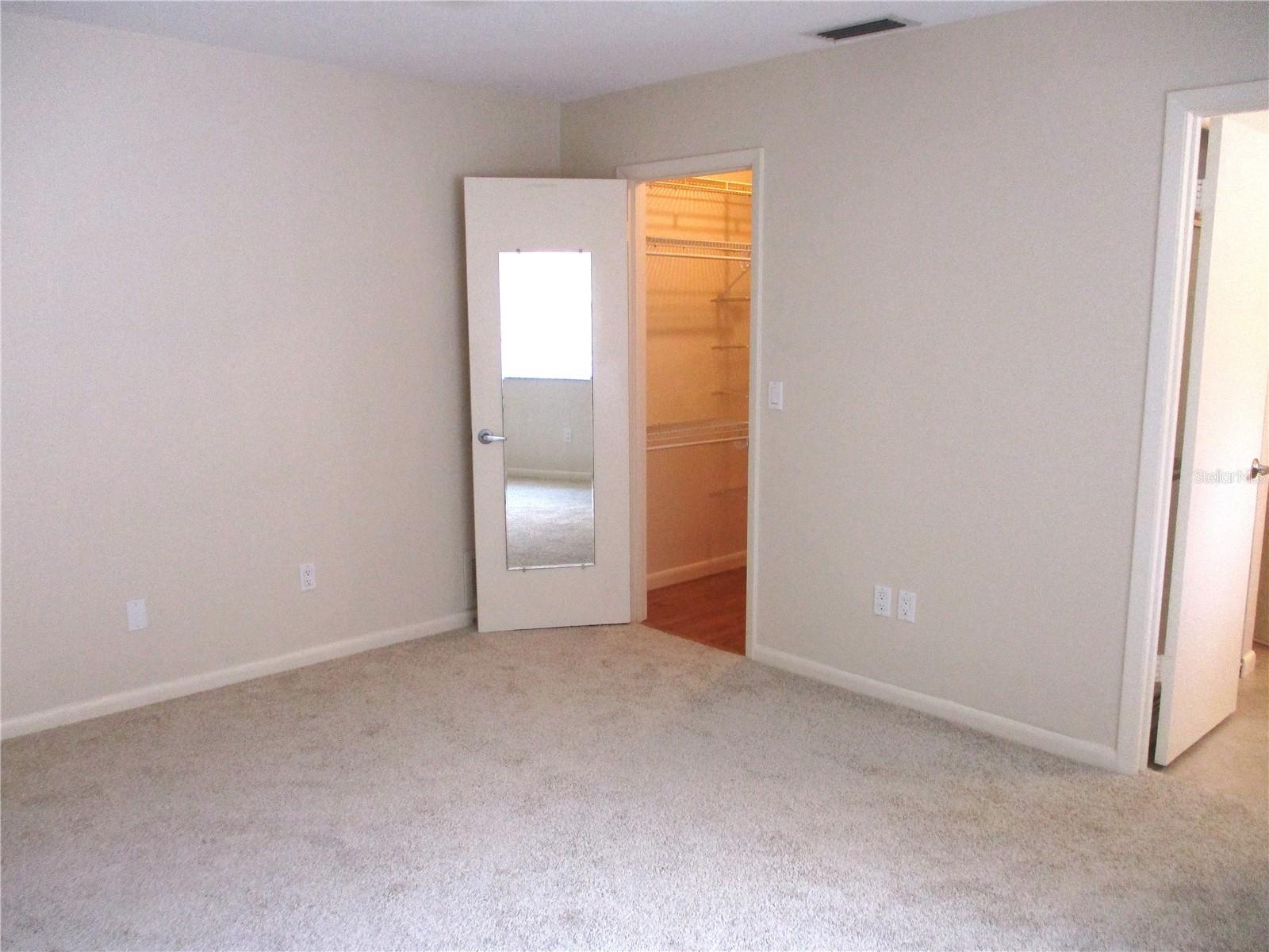 GLEN OAKS RIDGE VILLAS 1 - Residential