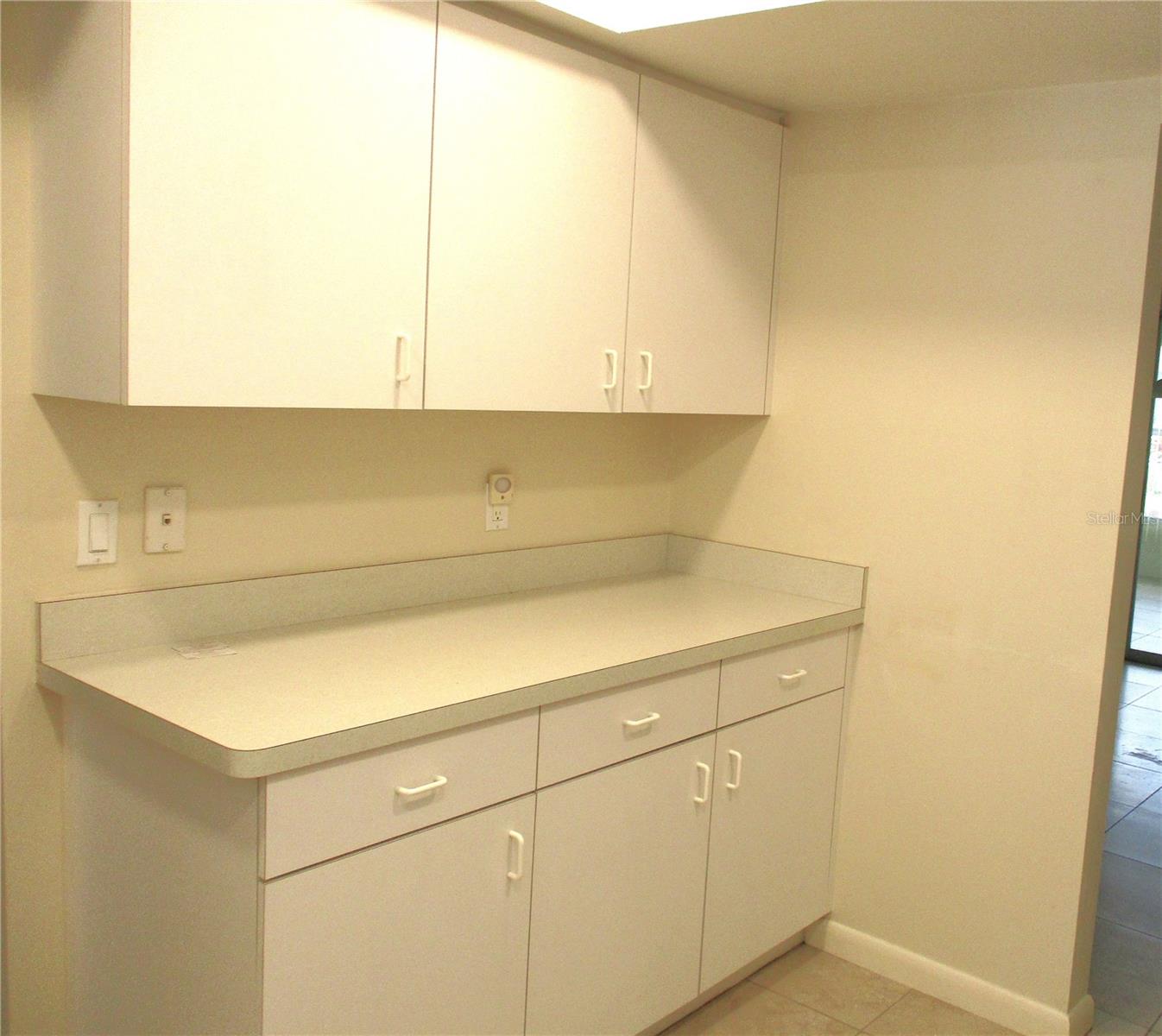 GLEN OAKS RIDGE VILLAS 1 - Residential