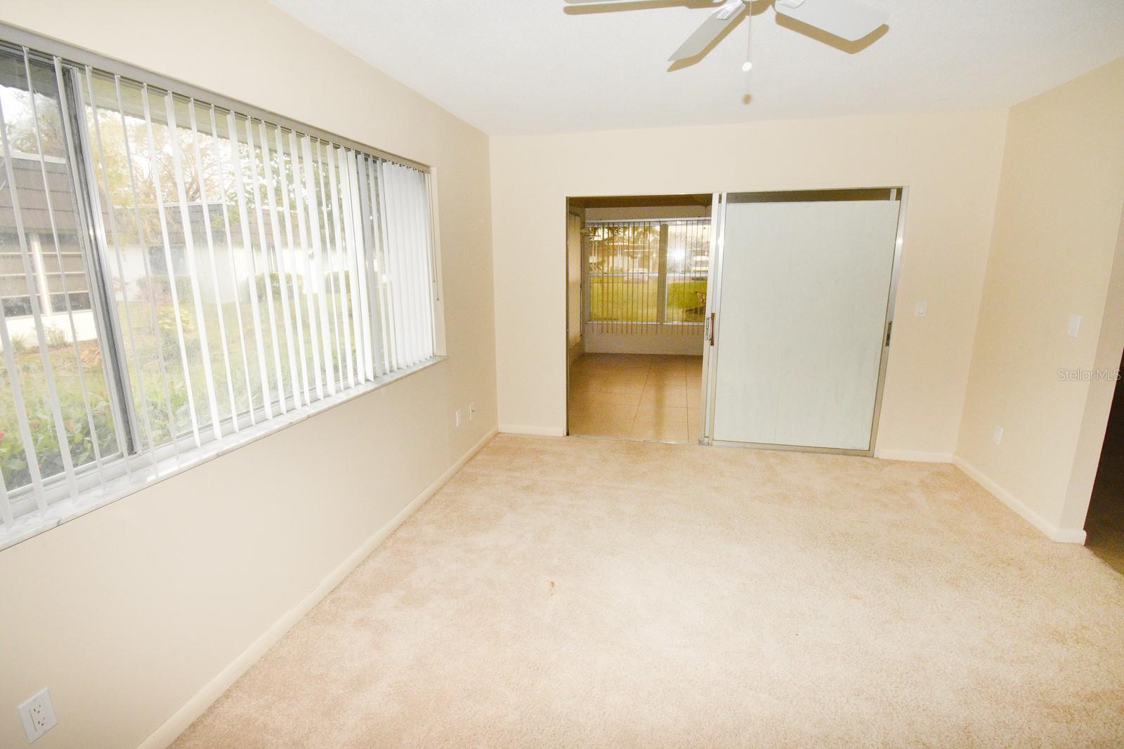 GLEN OAKS RIDGE VILLAS 1 - Residential