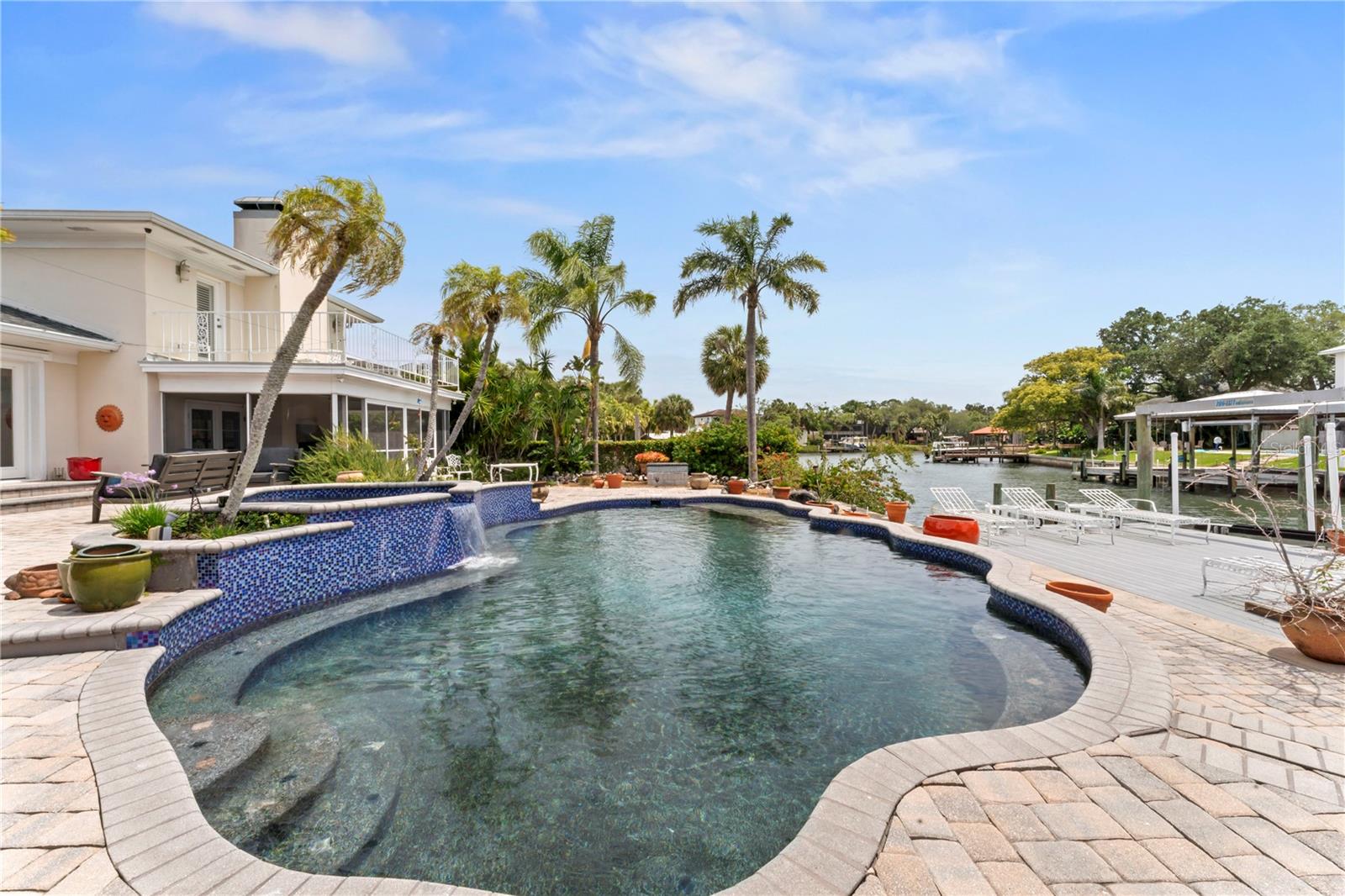 SUNSET PARK ISLES UNIT 5 - Residential