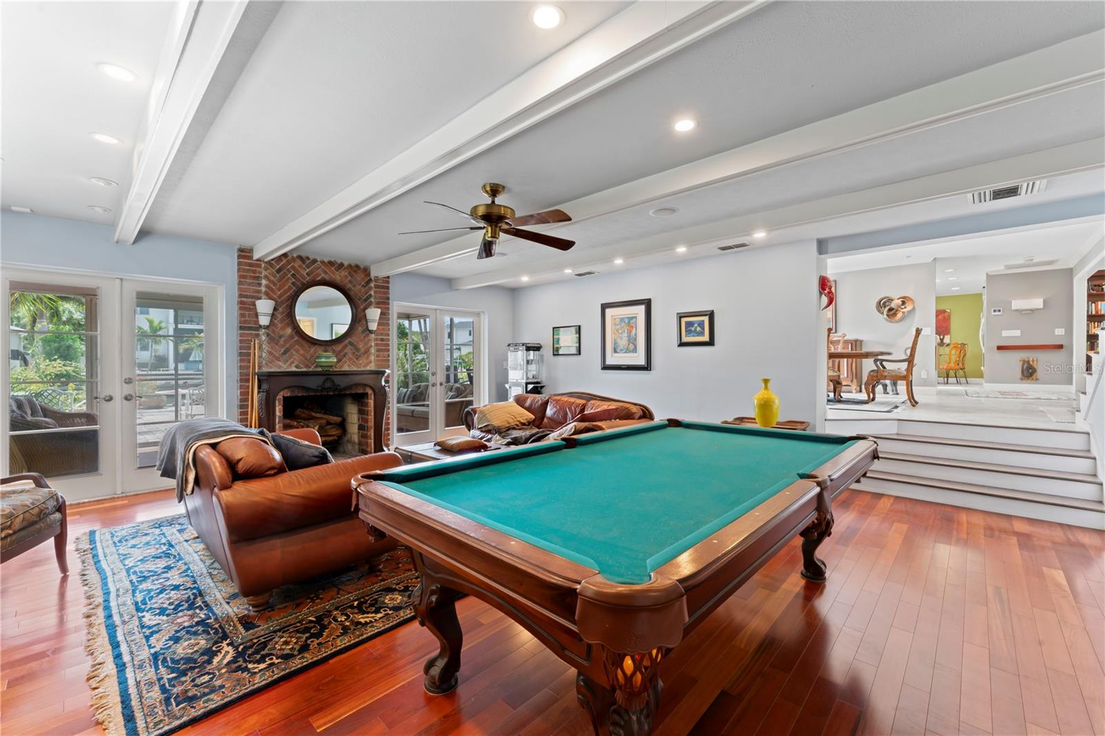 SUNSET PARK ISLES UNIT 5 - Residential