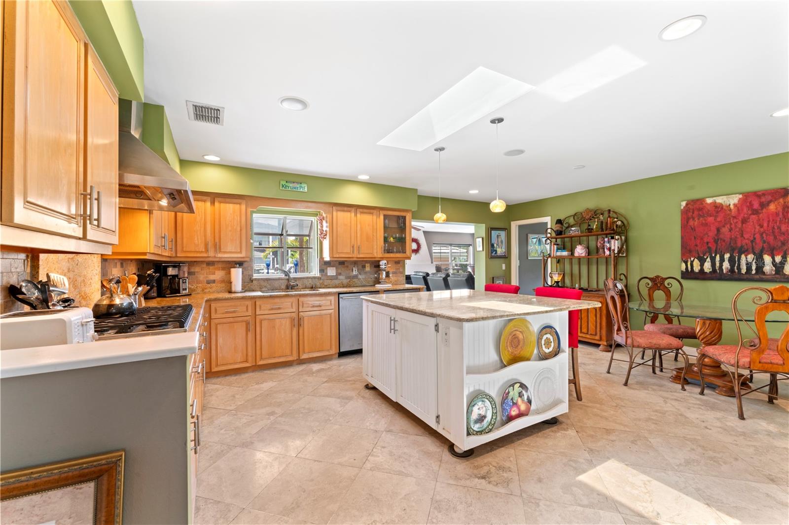 SUNSET PARK ISLES UNIT 5 - Residential