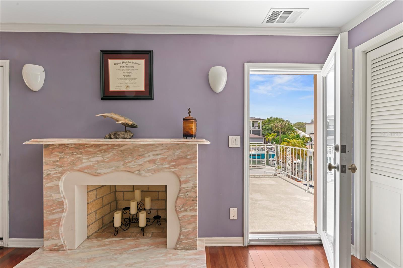 SUNSET PARK ISLES UNIT 5 - Residential