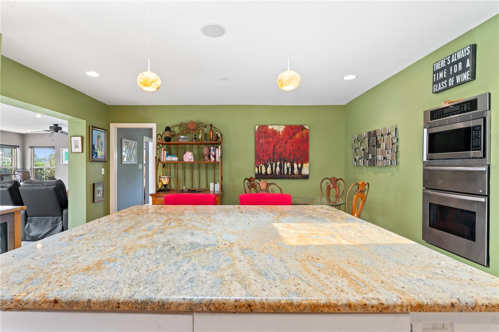 SUNSET PARK ISLES UNIT 5 - Residential