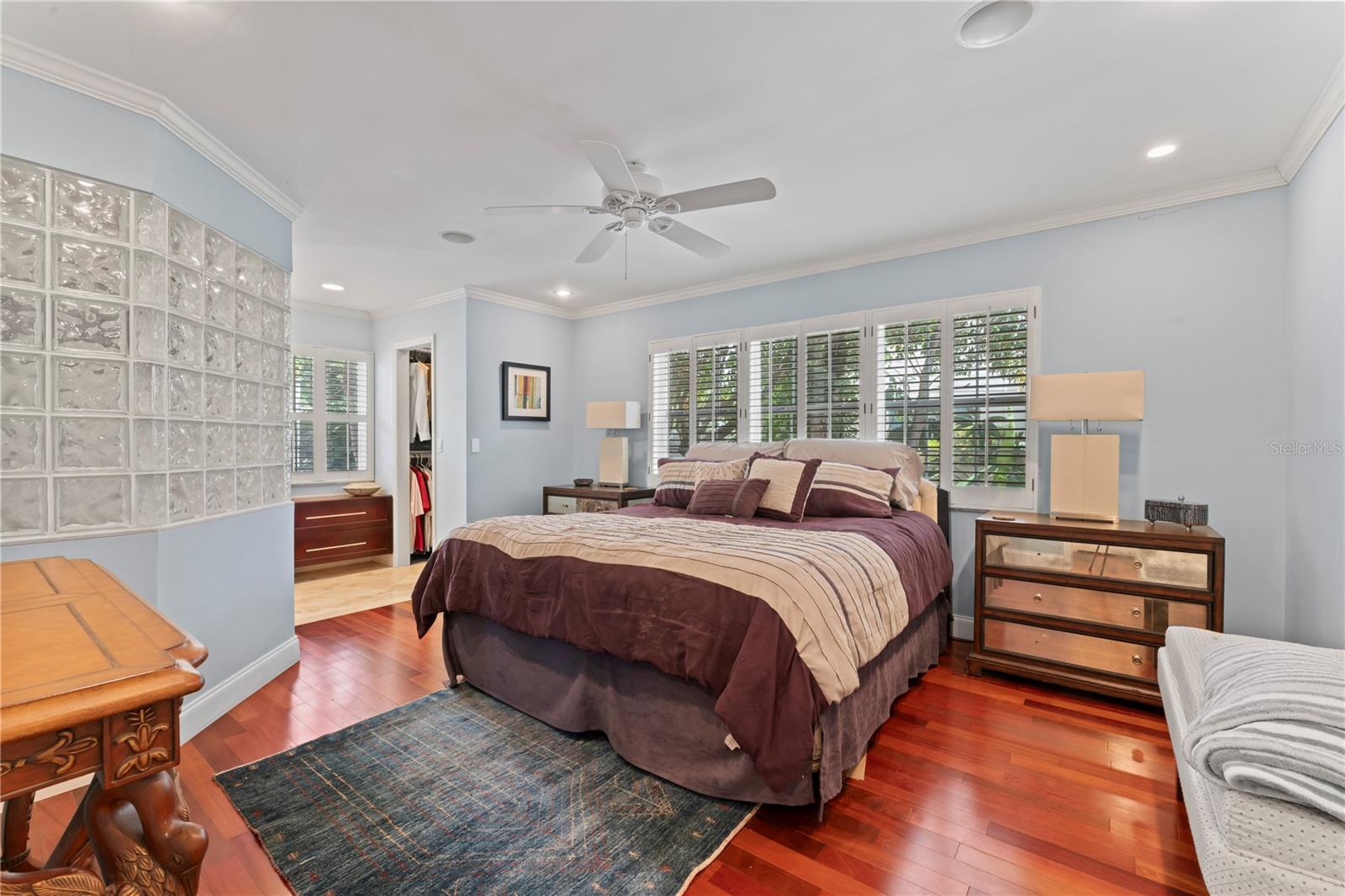 SUNSET PARK ISLES UNIT 5 - Residential