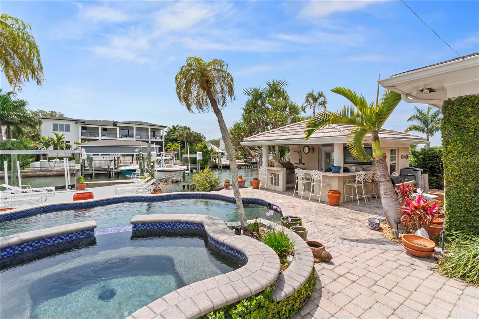 SUNSET PARK ISLES UNIT 5 - Residential