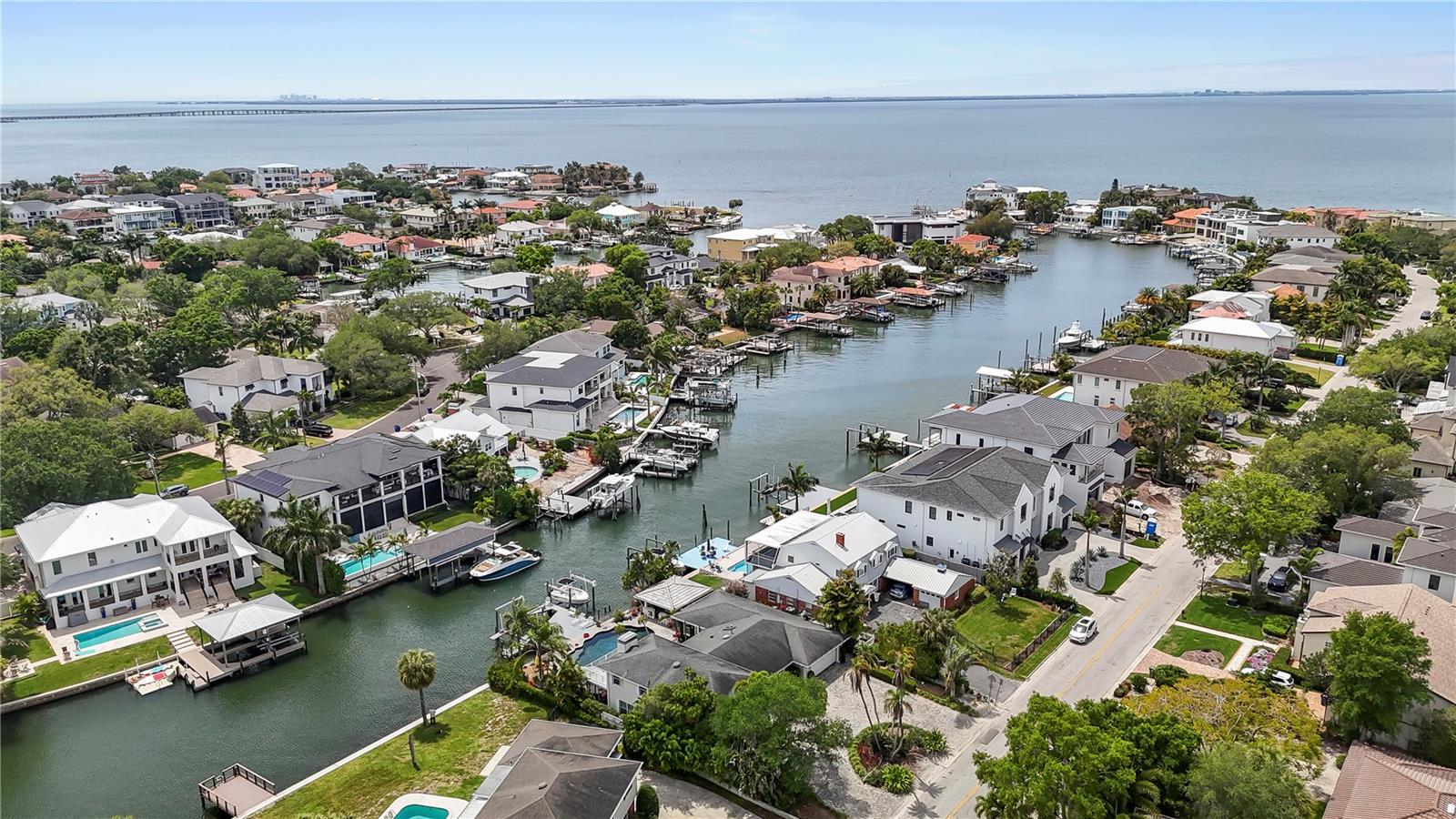 SUNSET PARK ISLES UNIT 5 - Residential