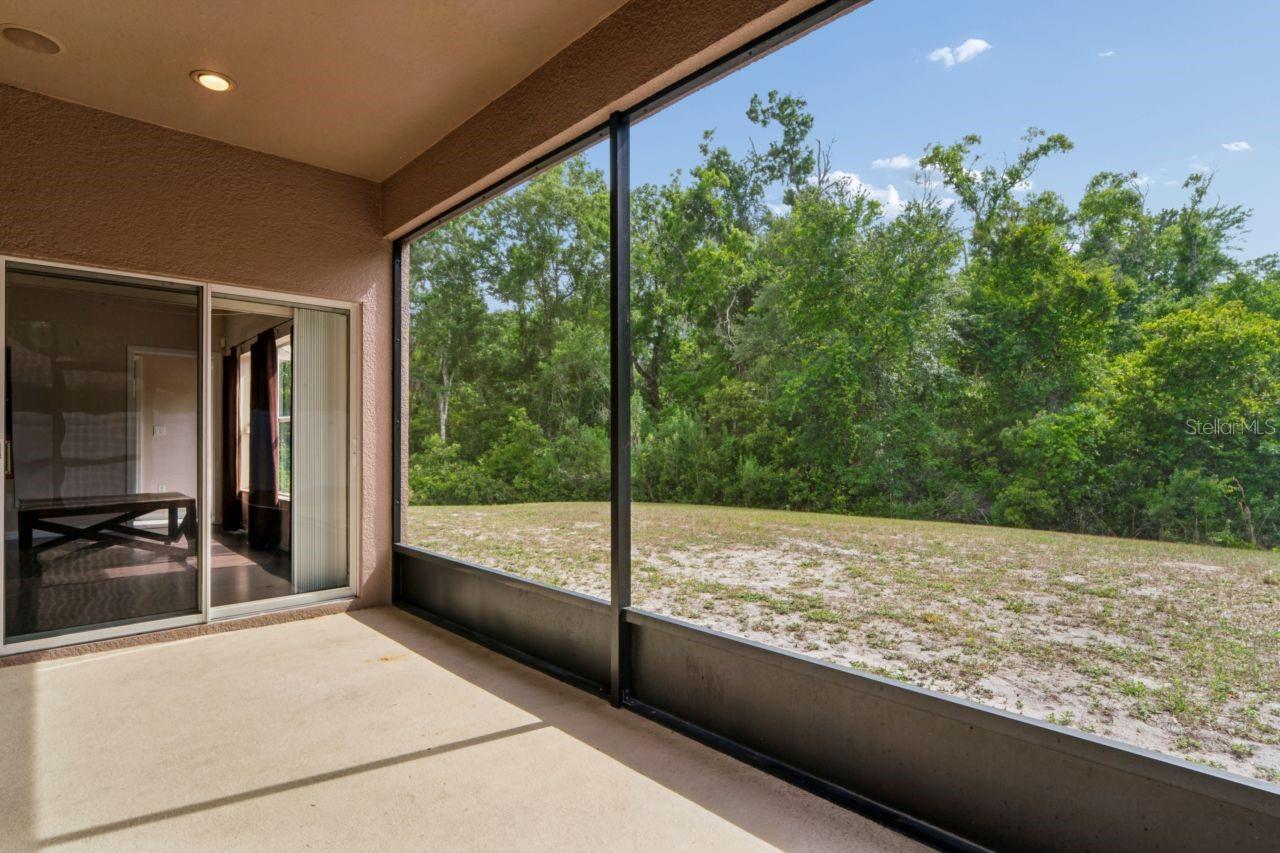 WATERS EDGE 03 - Residential