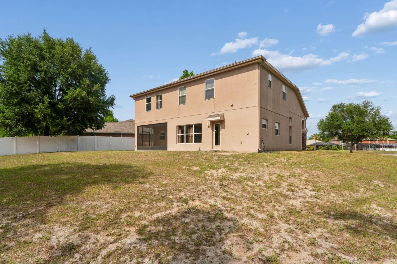 WATERS EDGE 03 - Residential