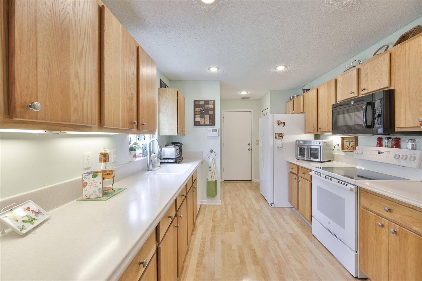 OXFORD I A CONDO - Residential