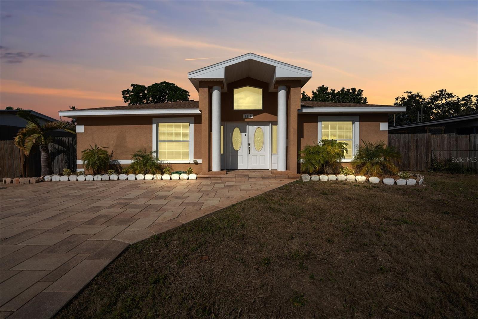 MILES PINES - Residential