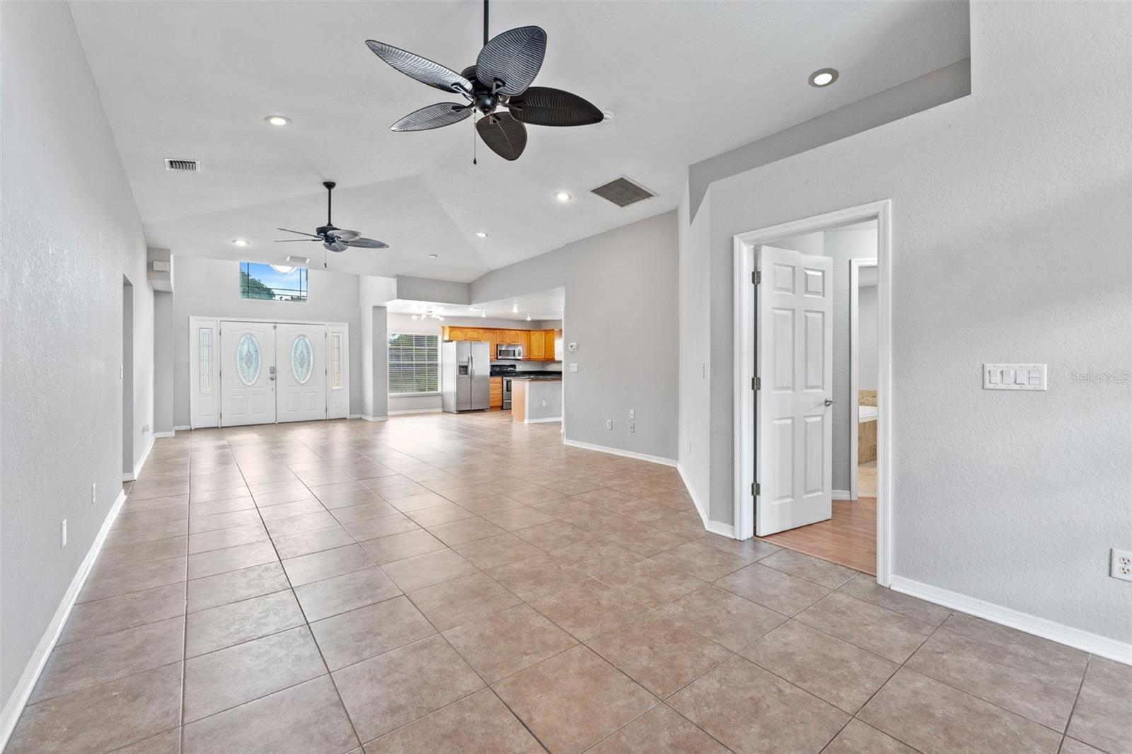 MILES PINES - Residential