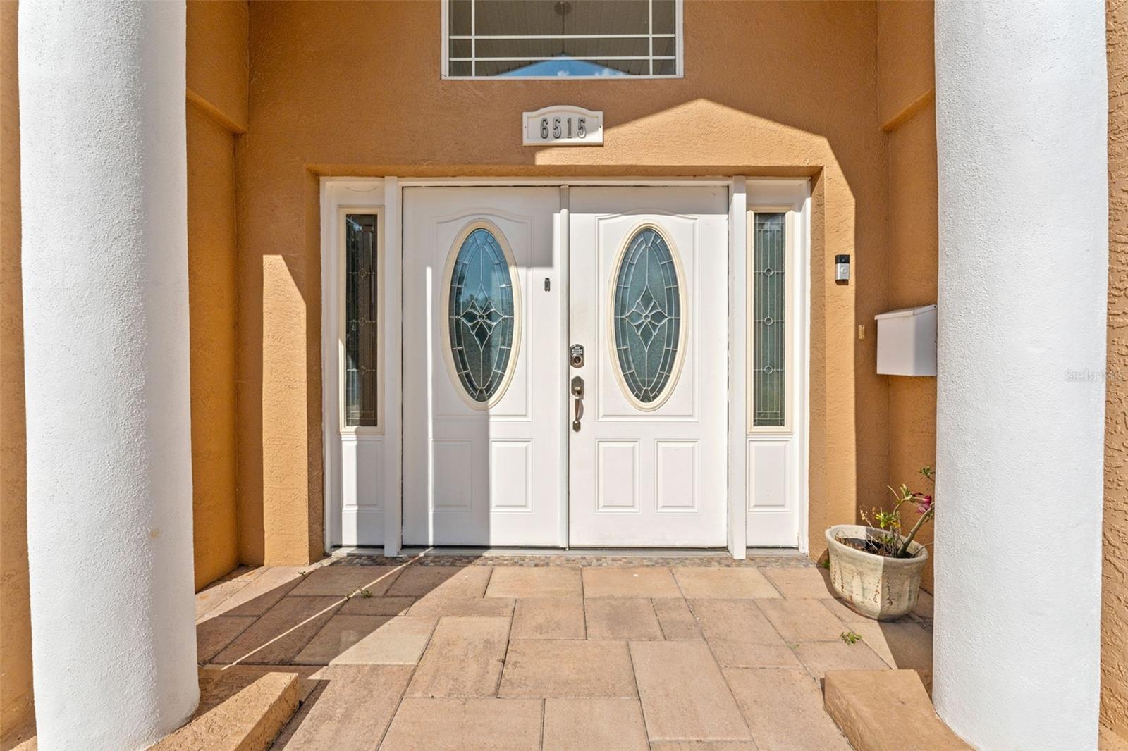 MILES PINES - Residential