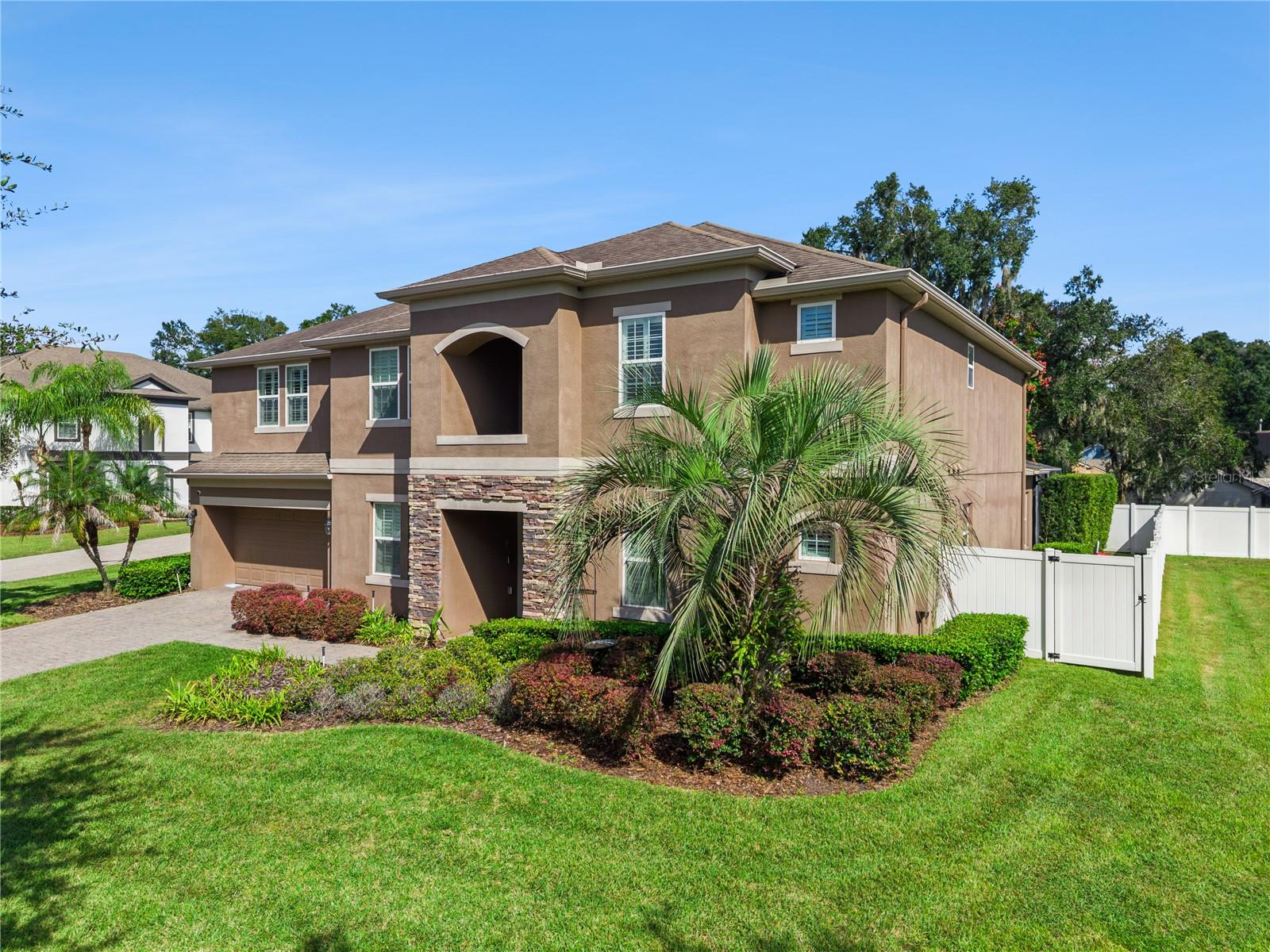 1347 BELLA TUSCANY COVE
