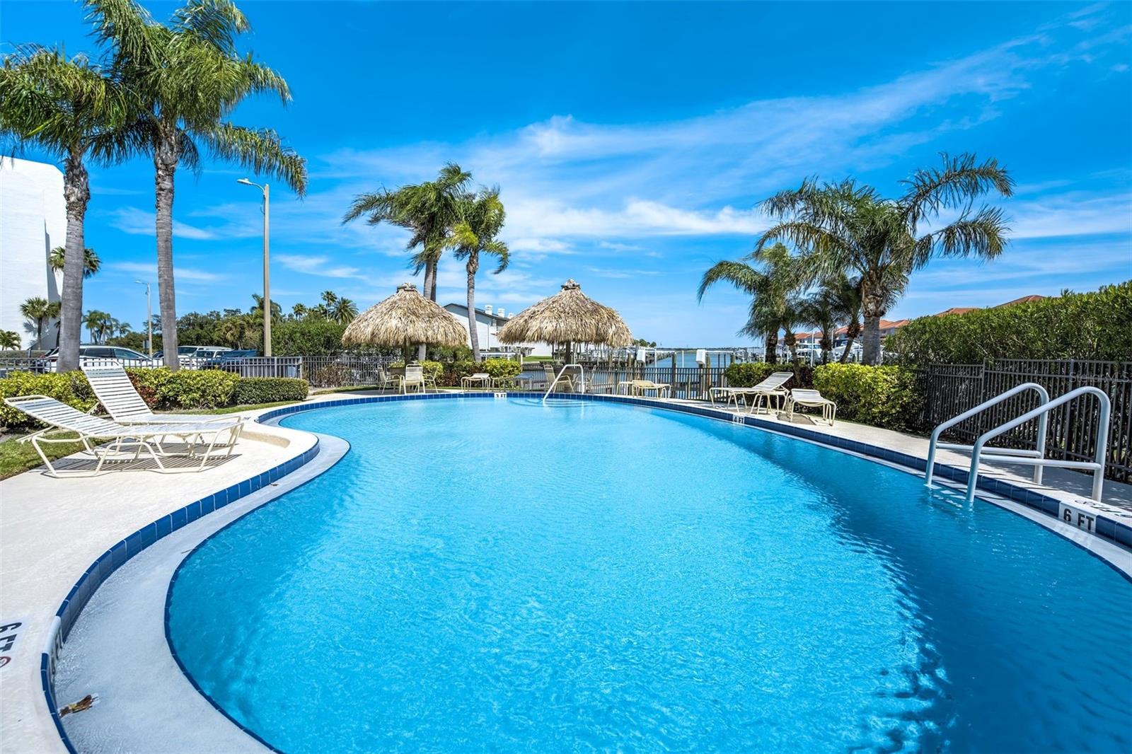 HARBOUR THE CONDO - Residential