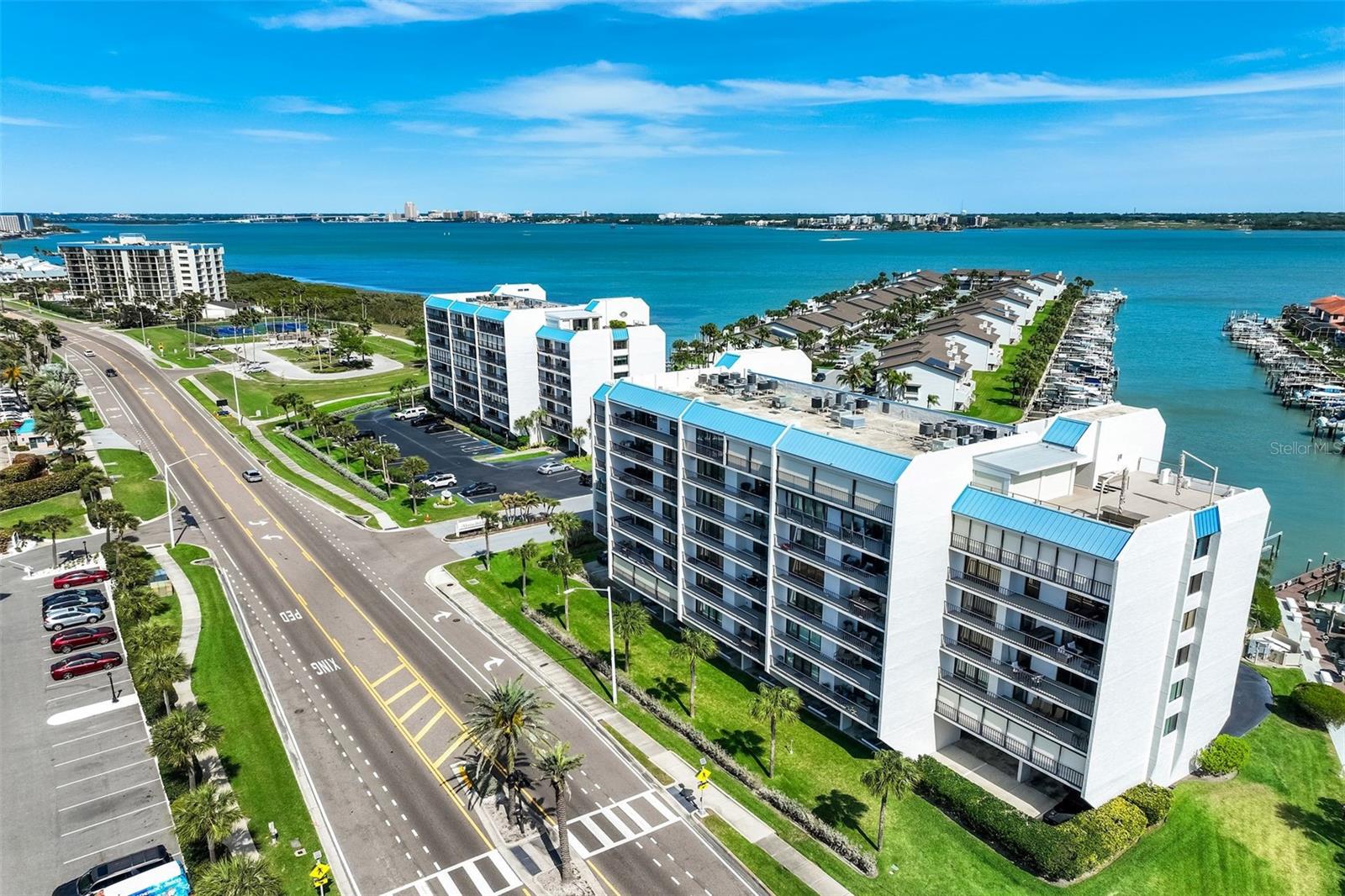 HARBOUR THE CONDO - Residential