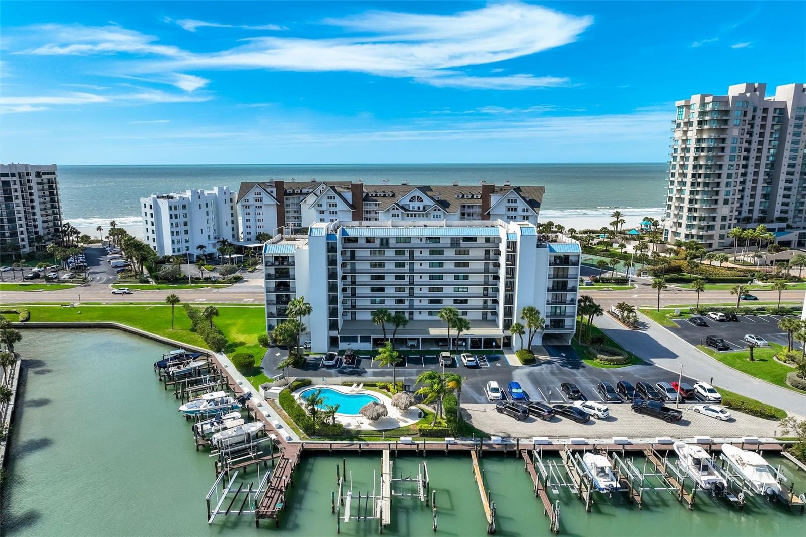 HARBOUR THE CONDO - Residential