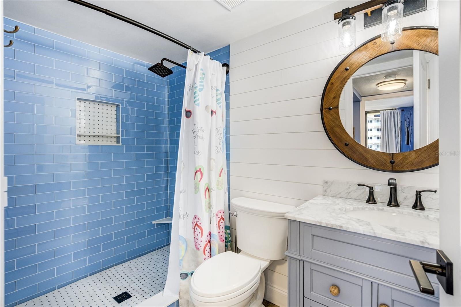 HARBOUR THE CONDO - Residential