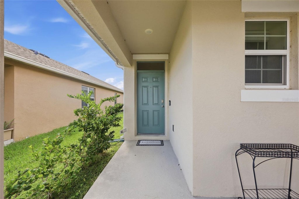 Photo of 1512 Fernmeadow Street, Kissimmee, FL 34744 (MLS # OM733130)