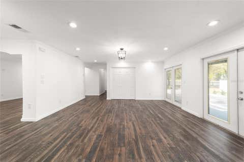 Tiny photo for 5721 SW 31st Street, Ocala, FL 34474 (MLS # GC539195)