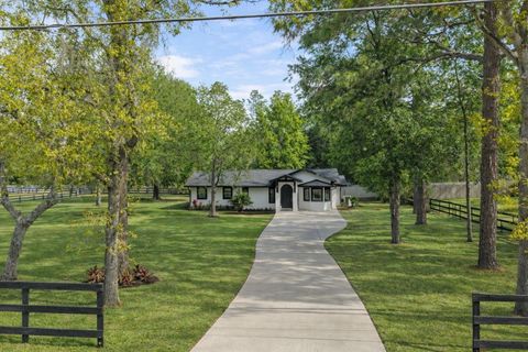 Tiny photo for 5721 SW 31st Street, Ocala, FL 34474 (MLS # GC539195)
