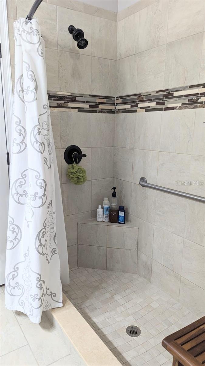 VILLAS OF WEST END UNIT B PH 1 - Residential Lease