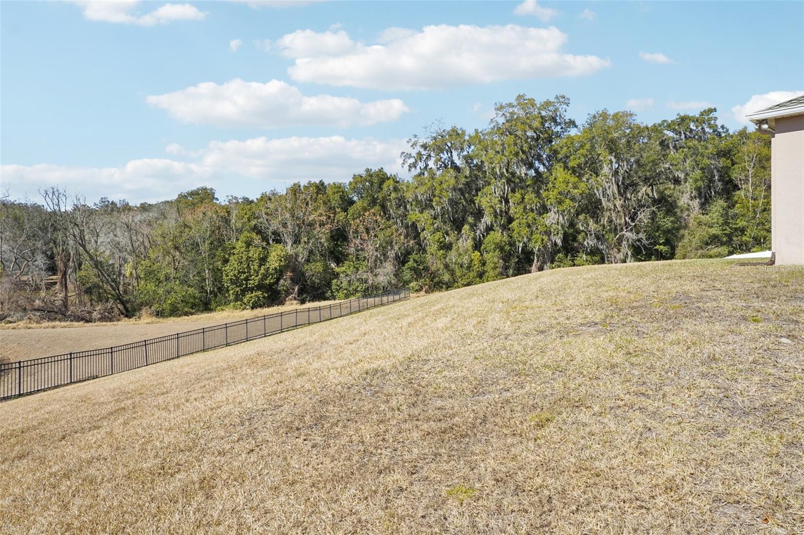 STONEYBROOK HILLS 18 - Residential