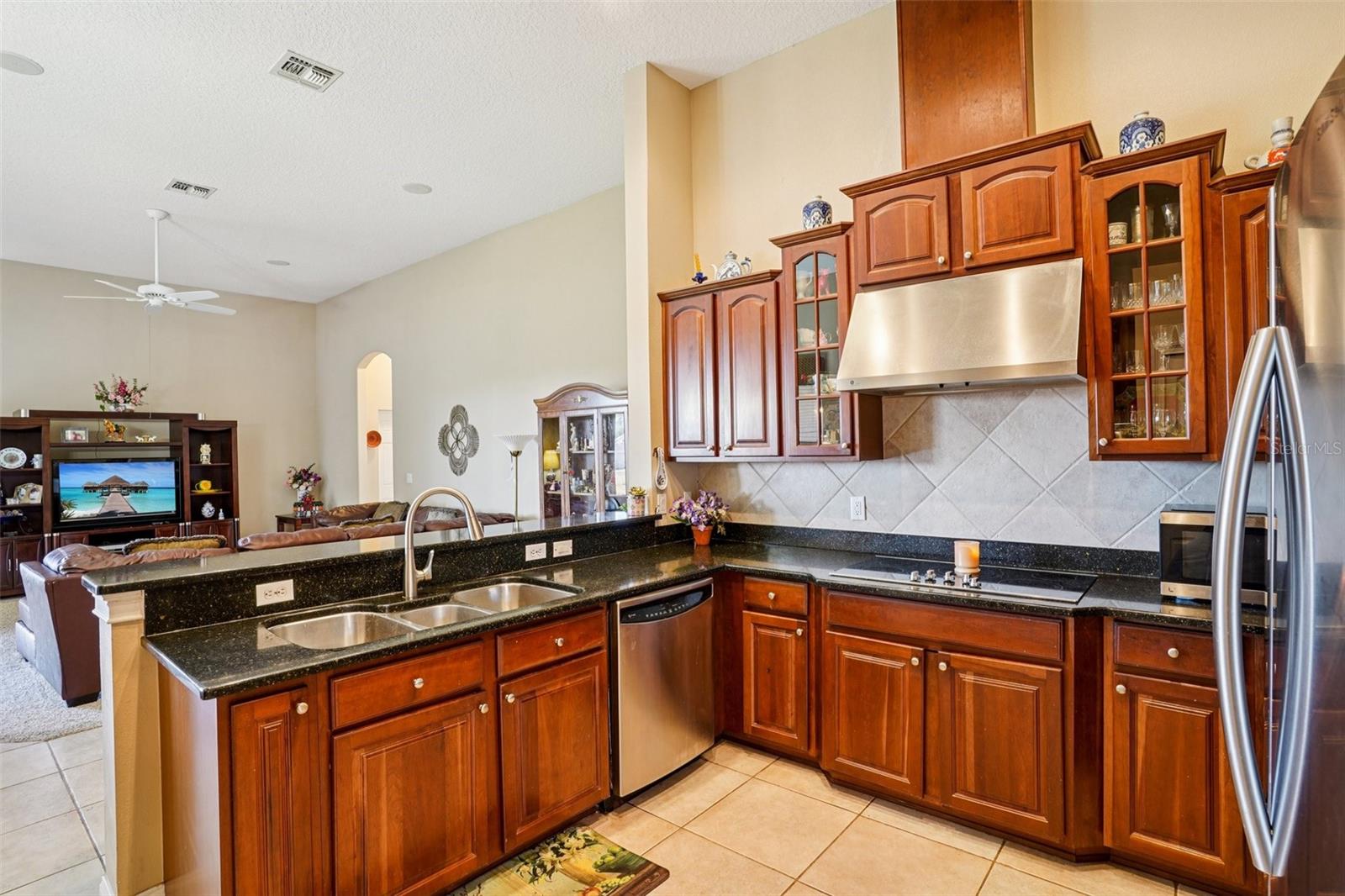 STONEYBROOK HILLS 18 - Residential