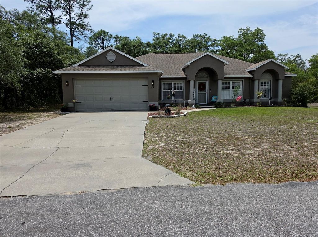 Photo of 15 Pitcairn Court, Homosassa, FL 34446 (MLS # W7885424)