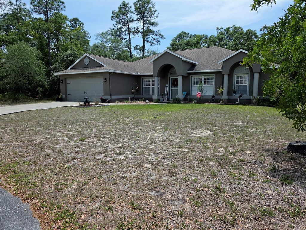 Photo of 15 Pitcairn Court, Homosassa, FL 34446 (MLS # W7885424)