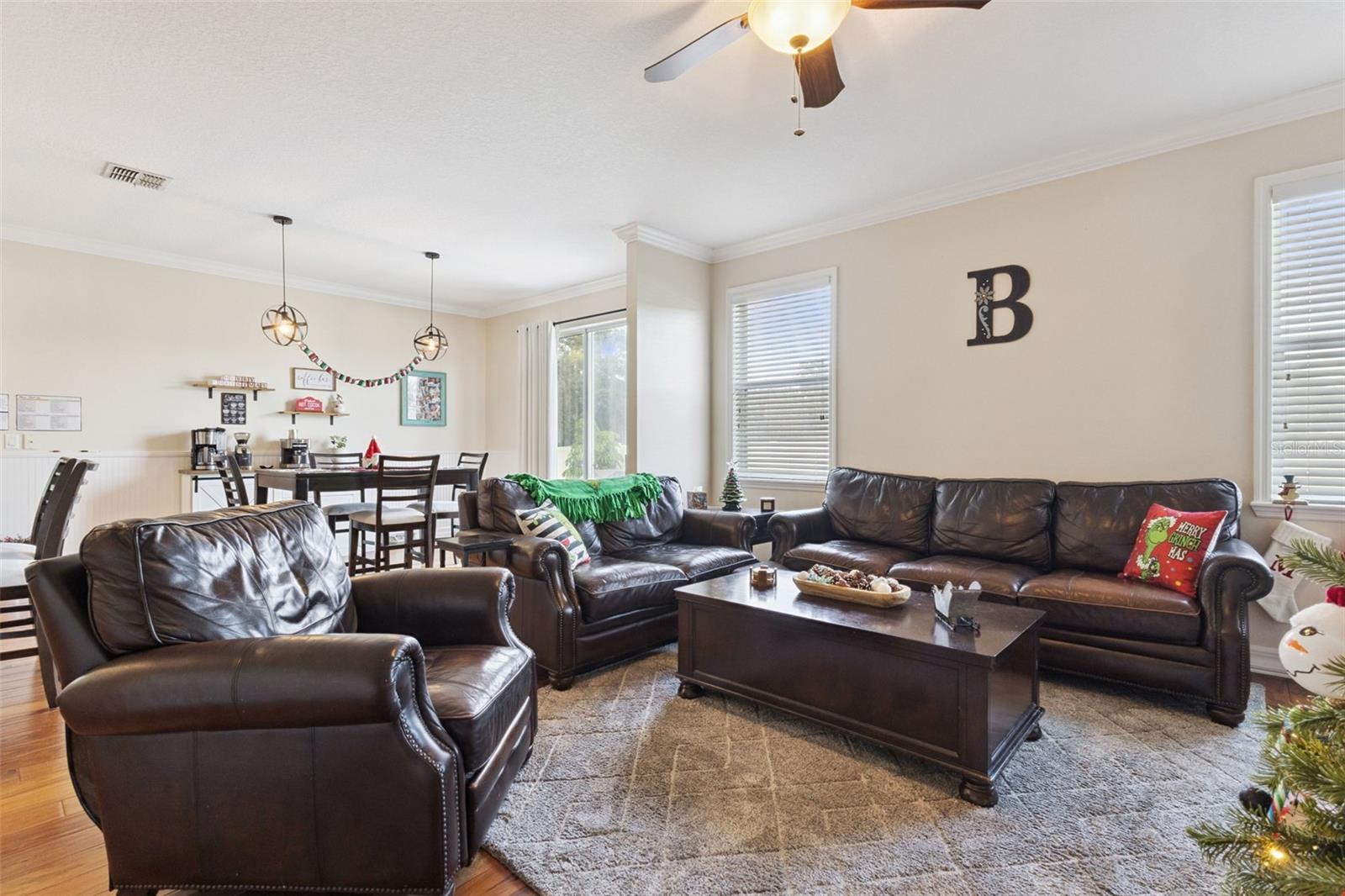 287 FALLEN OAK COURT