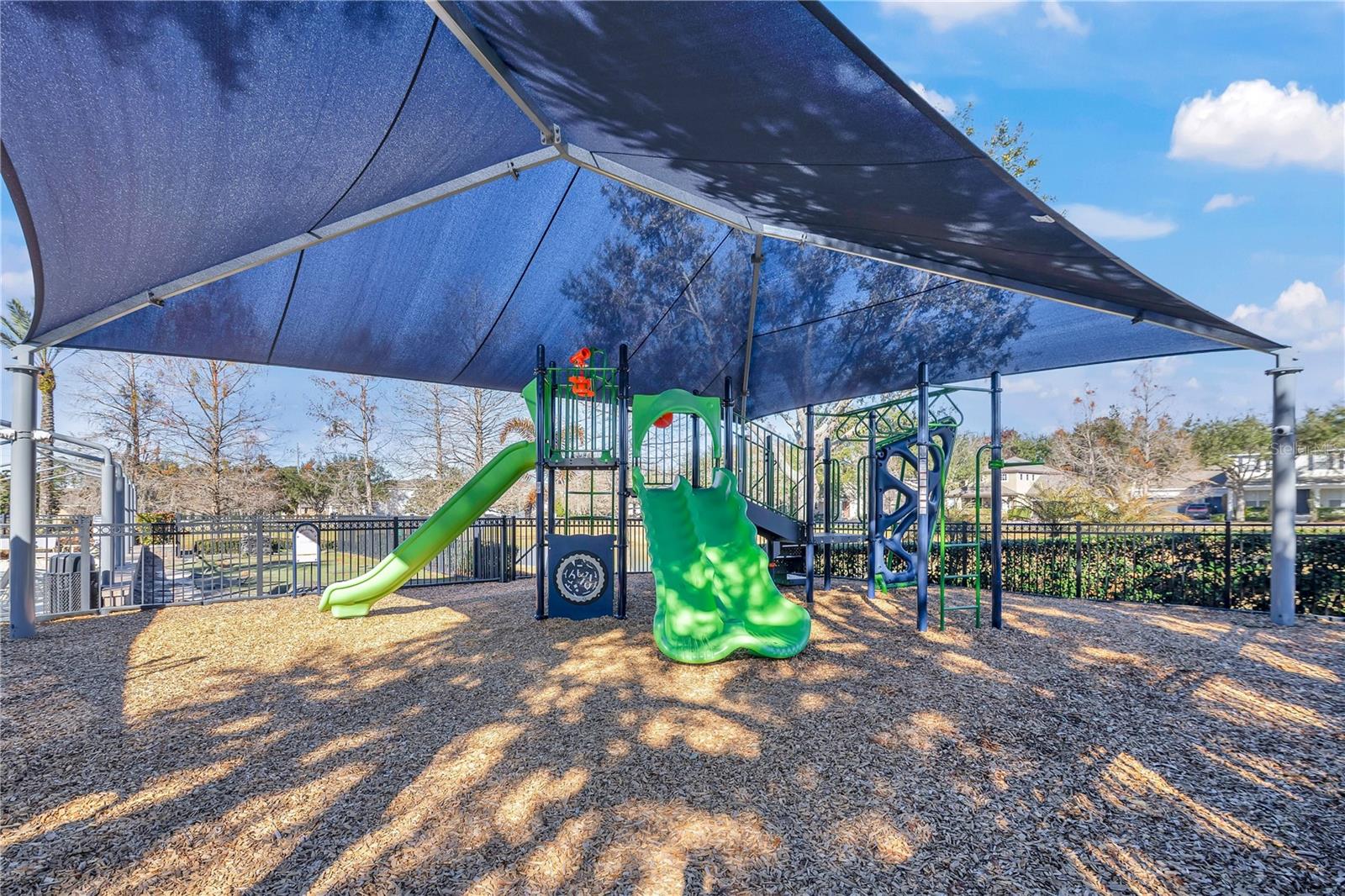 LAKE SAWYER SOUTH PH 01 - Residential