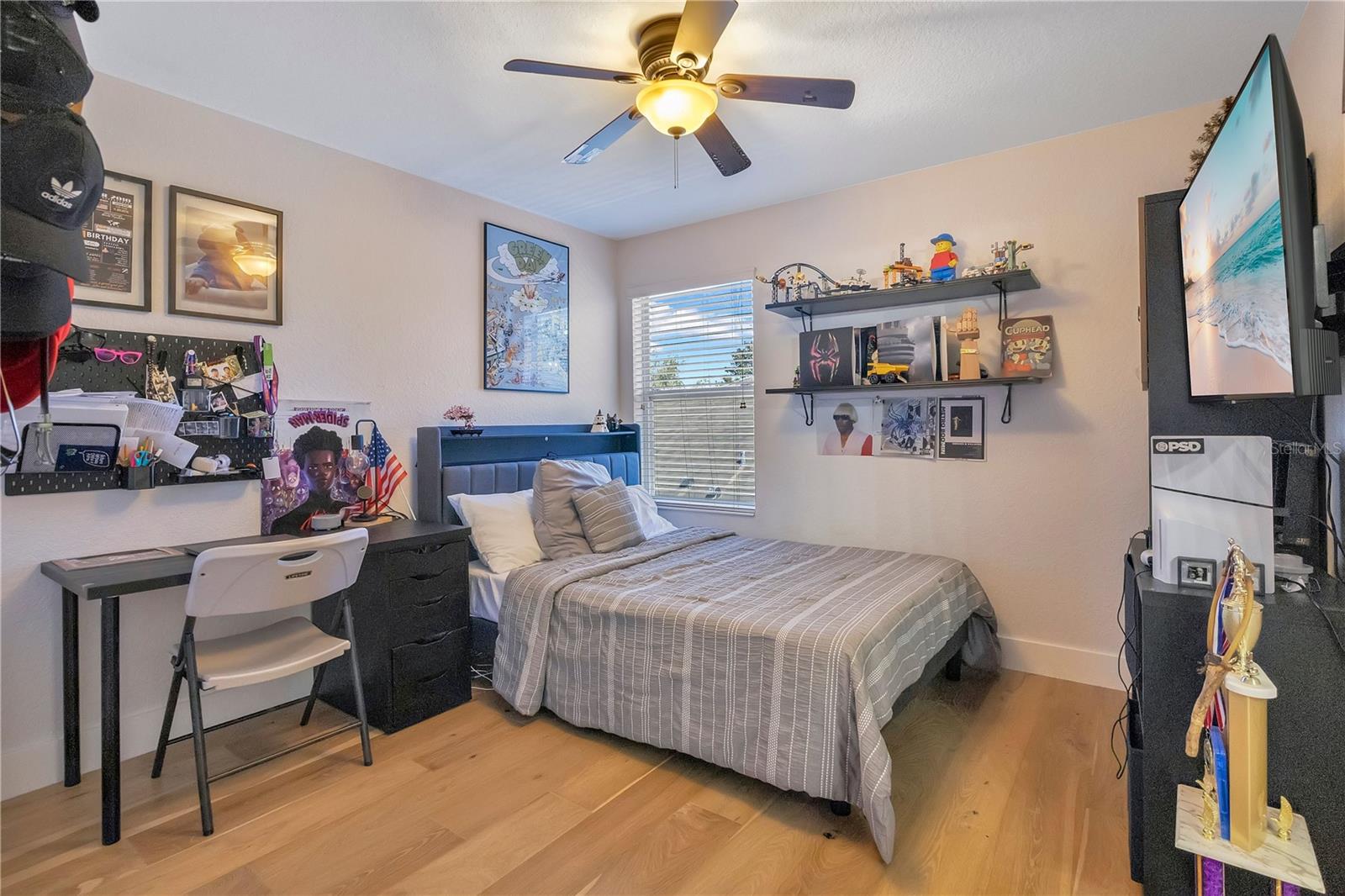 LAKE SAWYER SOUTH PH 01 - Residential