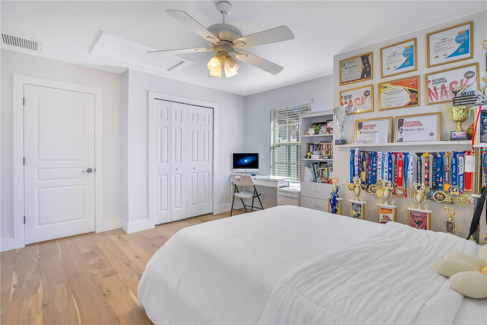 LAKE SAWYER SOUTH PH 01 - Residential