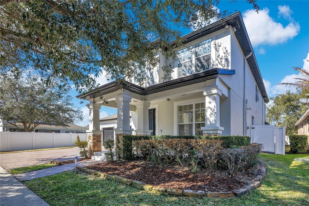 Photo of 13263 Strode Lane, Windermere, FL 34786 (MLS # O6383141)