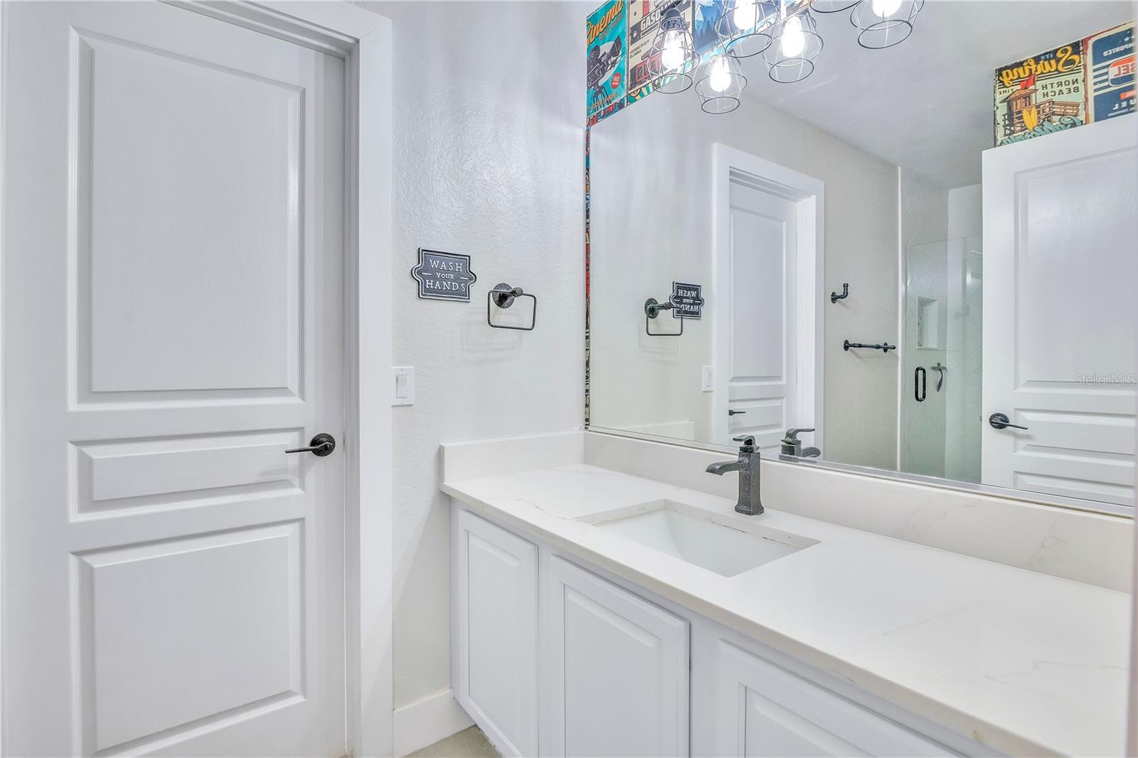 LAKE SAWYER SOUTH PH 01 - Residential