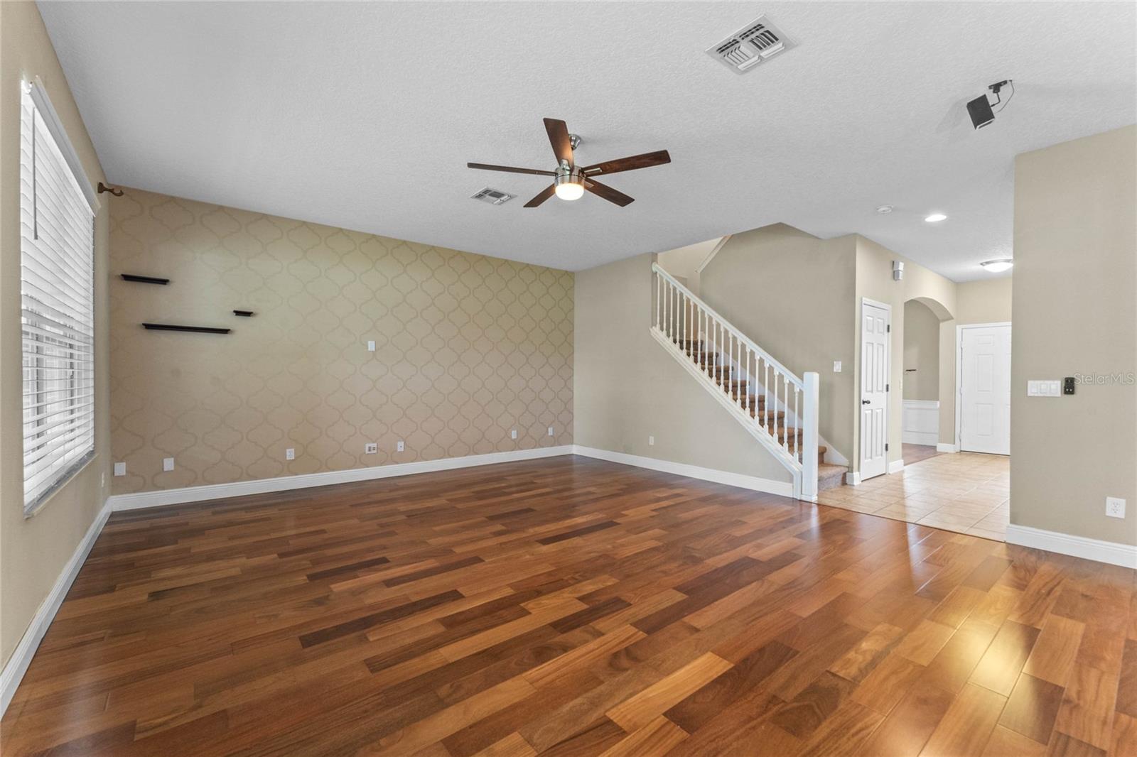 KENMURE - Residential Lease